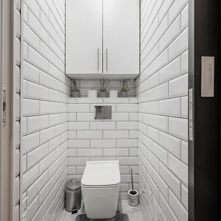 Appartement Center 2br W/ Free Parking & Terrace *