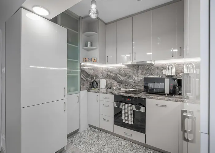 Center 2br W/ Free Parking & Terrace アパート プロヴディフ