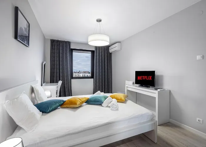 アパート Center 2br W/ Free Parking & Terrace プロヴディフ